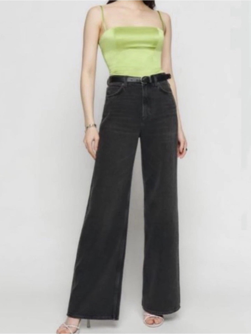 REFORMATION OVERLAND SILK CAMI FITTED TOP IN YUCCA SZ 2